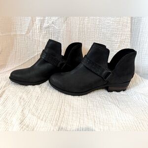 Sorel black boot size 10